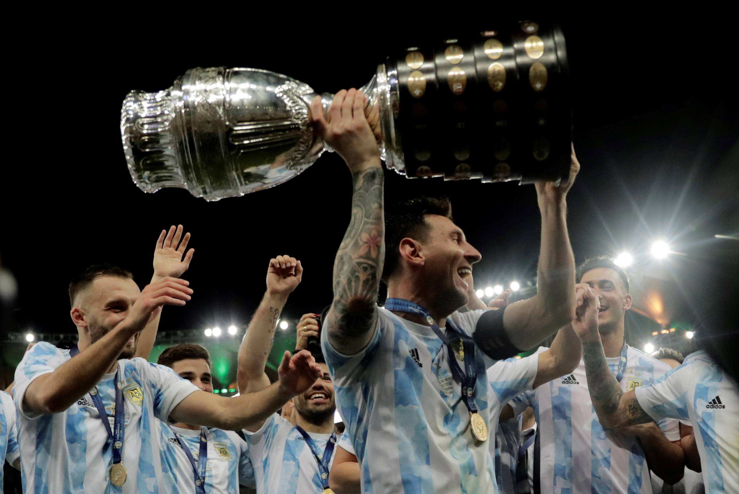 阿根廷美洲杯，阿根廷美洲杯决赛球衣？
