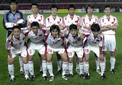 02年世界杯中国队，02年世界杯中国队10号球员？