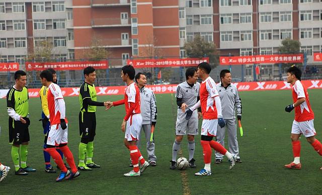中国足球大学，中国足球大学生进入职业球员？