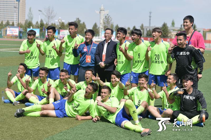 新疆足球队，新疆足球队员名单2021？