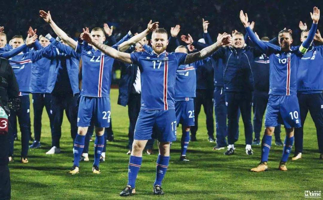 冰岛足球队，冰岛足球队队员兼职？
