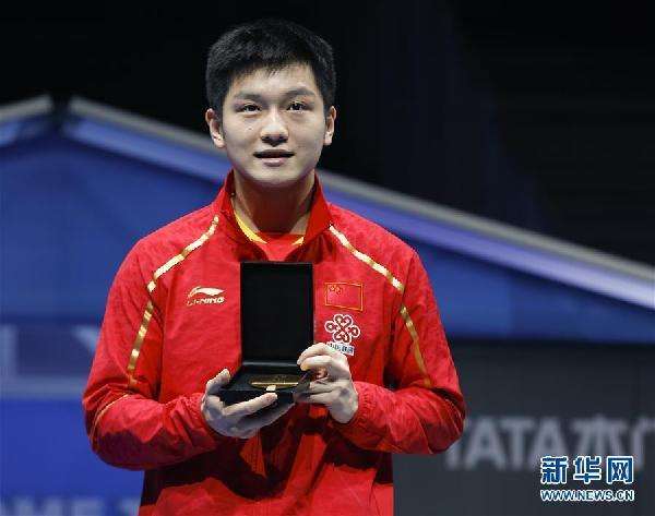 中国第一个乒乓球冠军，中国第一个乒乓球冠军容国团？